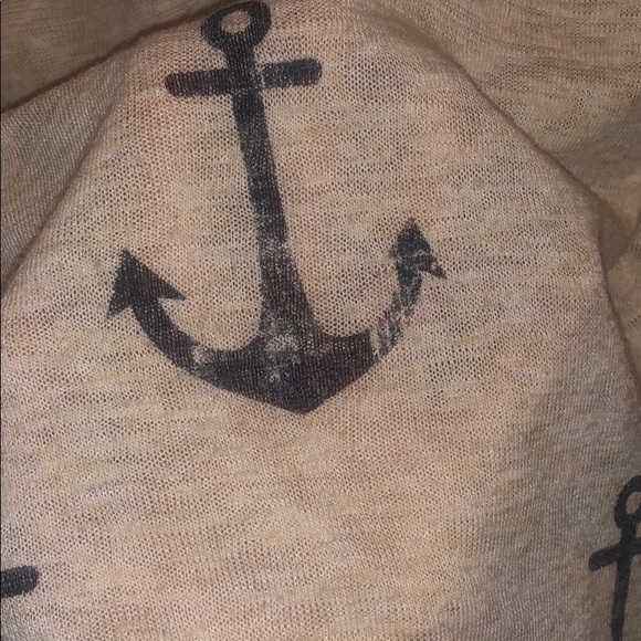 Anchor Summer Shirt! Perfect for Summer Vibes! - Picture 4 of 6